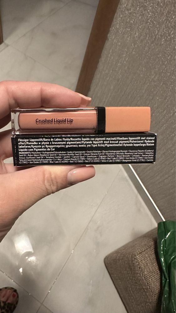 Блеск помада Bobbi Brown нюд