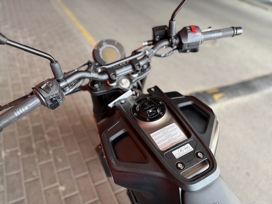 Мотоцикл HUSQVARNA 401 SVARTPILEN/2023/Новий/Офіційний