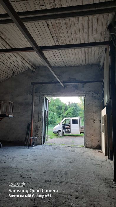 Продам чи Здам складське  приміщення  700 м/кв в місті Прилуки.