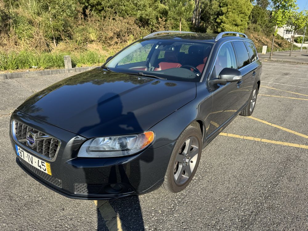 Volvo V70 Summum (Full Extras)