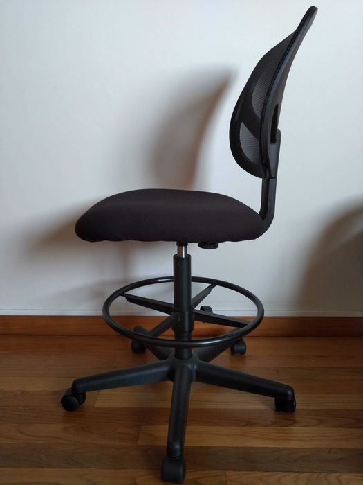 Cadeira de escritório ergonómica