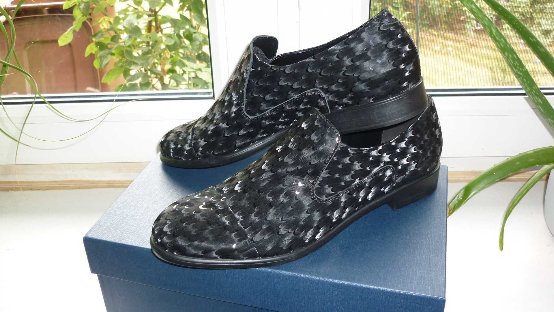 Eks- włoskie skórzane półbuty  r; 41