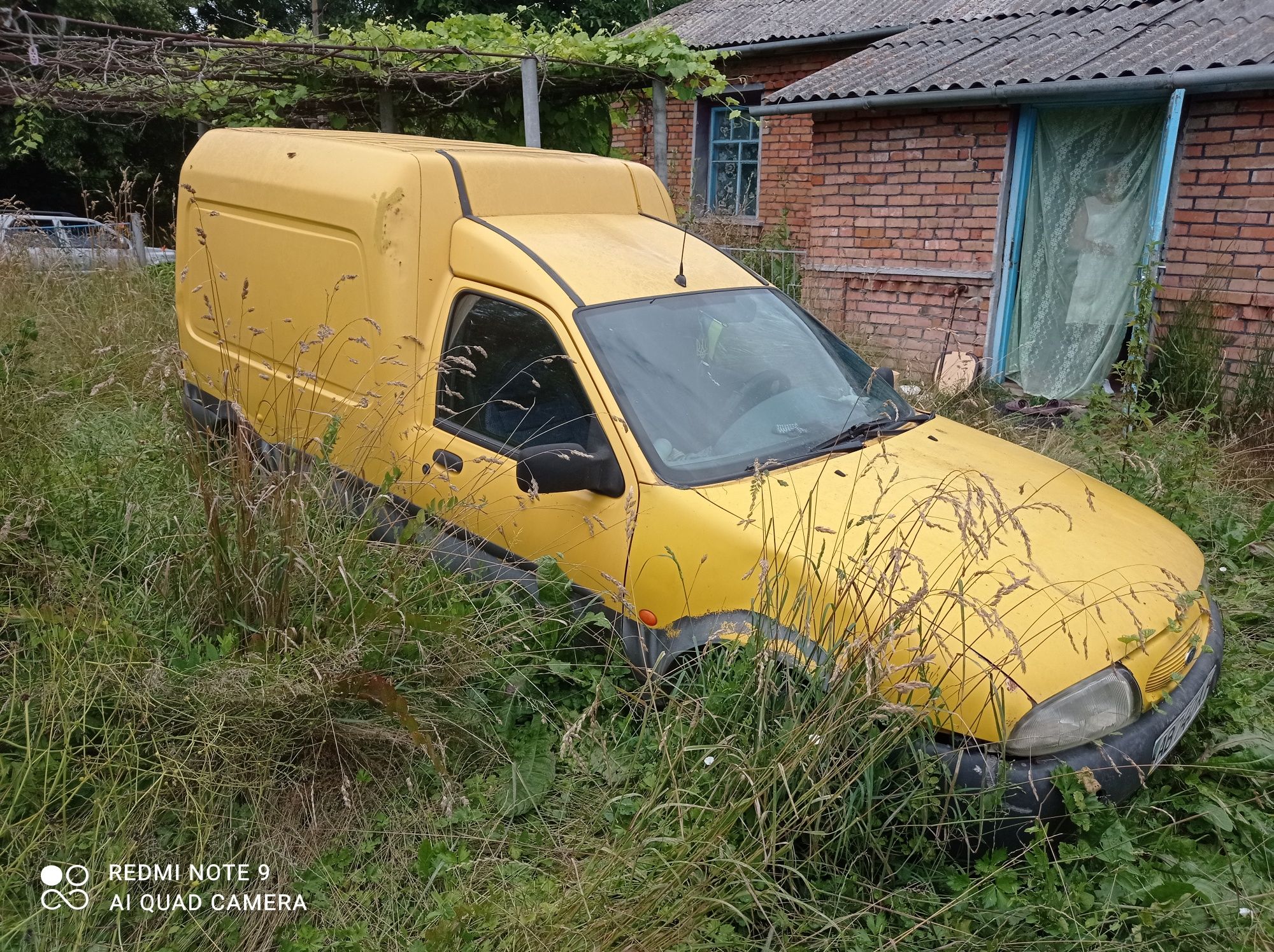 Ford Courier 1998.   1.8d MT (60 к.с)