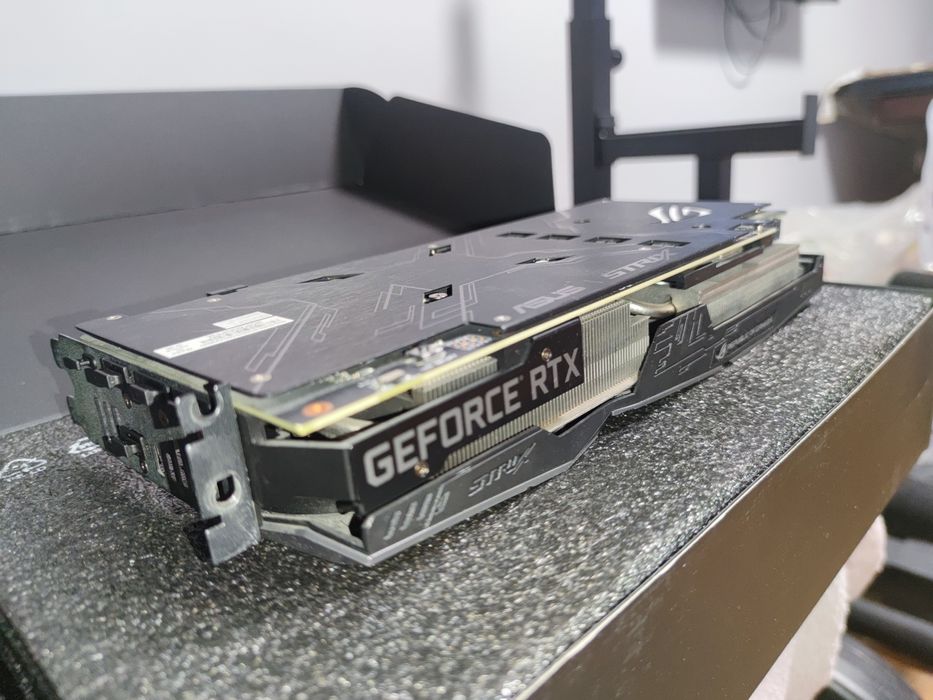 ASUS RTX 2070 Rog Strix O8G Gaming