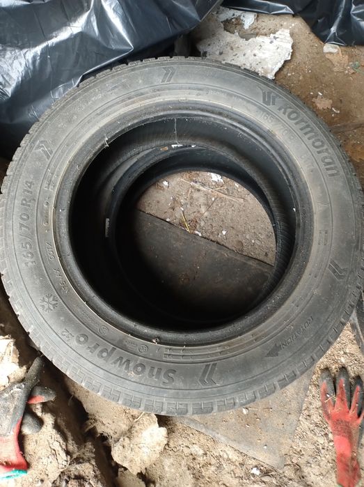 Oddam za darmo opony samochodowe