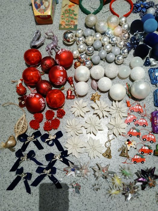 Ozdoby świąteczne bombki i inne