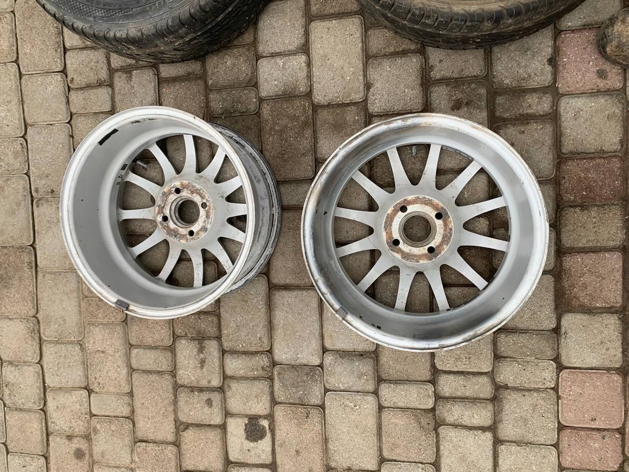Продам титаны всмno r15