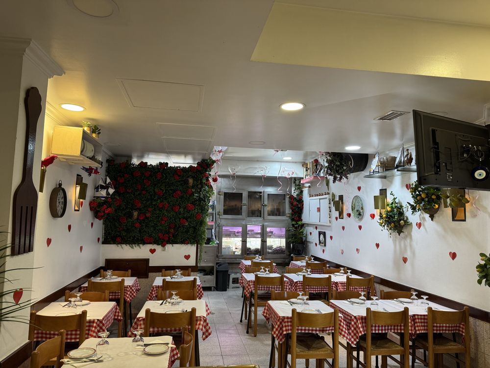 Trespasse Restaurante em Benfia a Funcionar muito bem 800€ renda