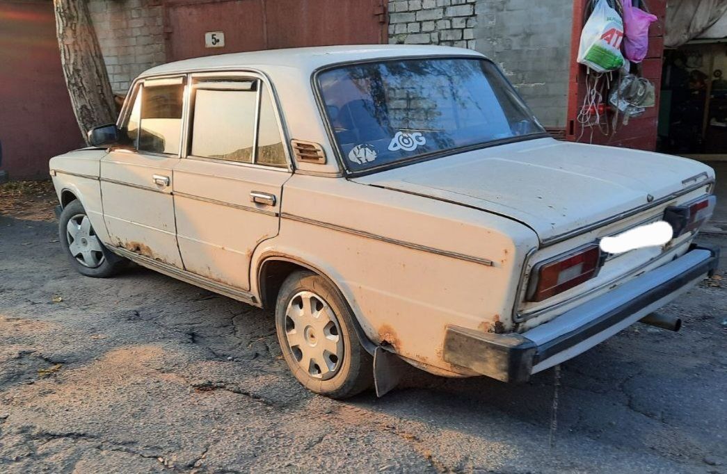 Авто ВАЗ 2106 б/у.