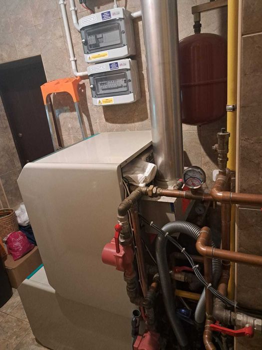 Piec gazowy VAILLANT VK 31/6-2 XE Premium 31KW + zasobnik c. wody 150L