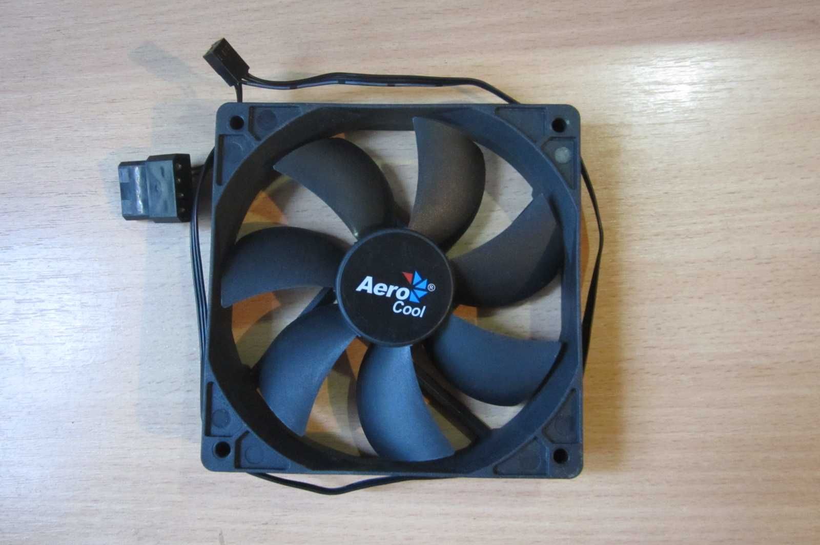 Вентилятор охлаждения Cooler Aerocool Bc-12025  120x120x25mm 12 Volt
