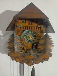 Zegar schwarzwald z kukułką