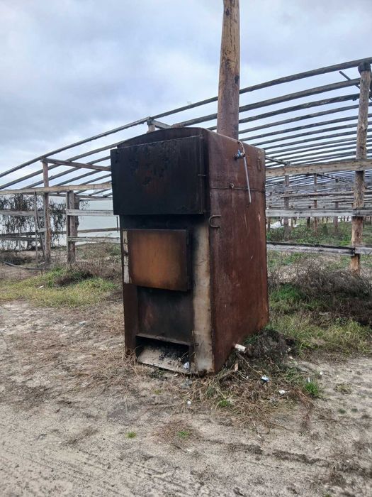 Продам твердопаливний котел