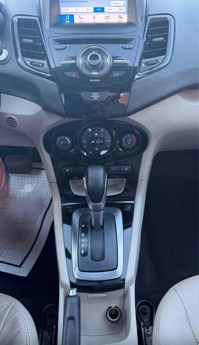 Ford Fiesta      2016