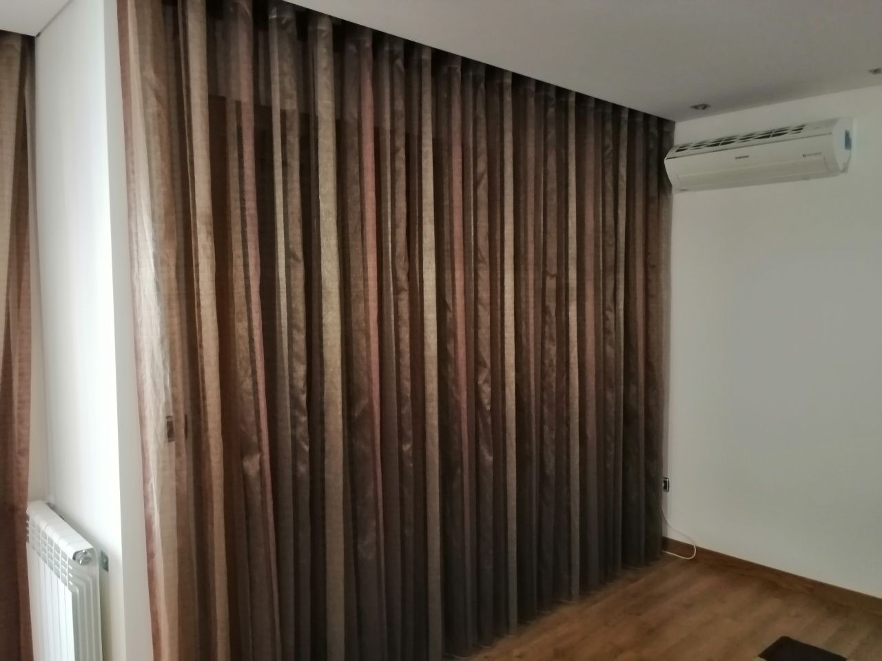 Cortinas inteiras onduladas