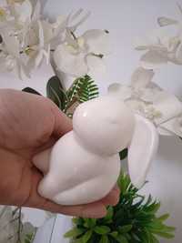 Figurka dekoracyjna biały króliczek Wielkanoc home&you