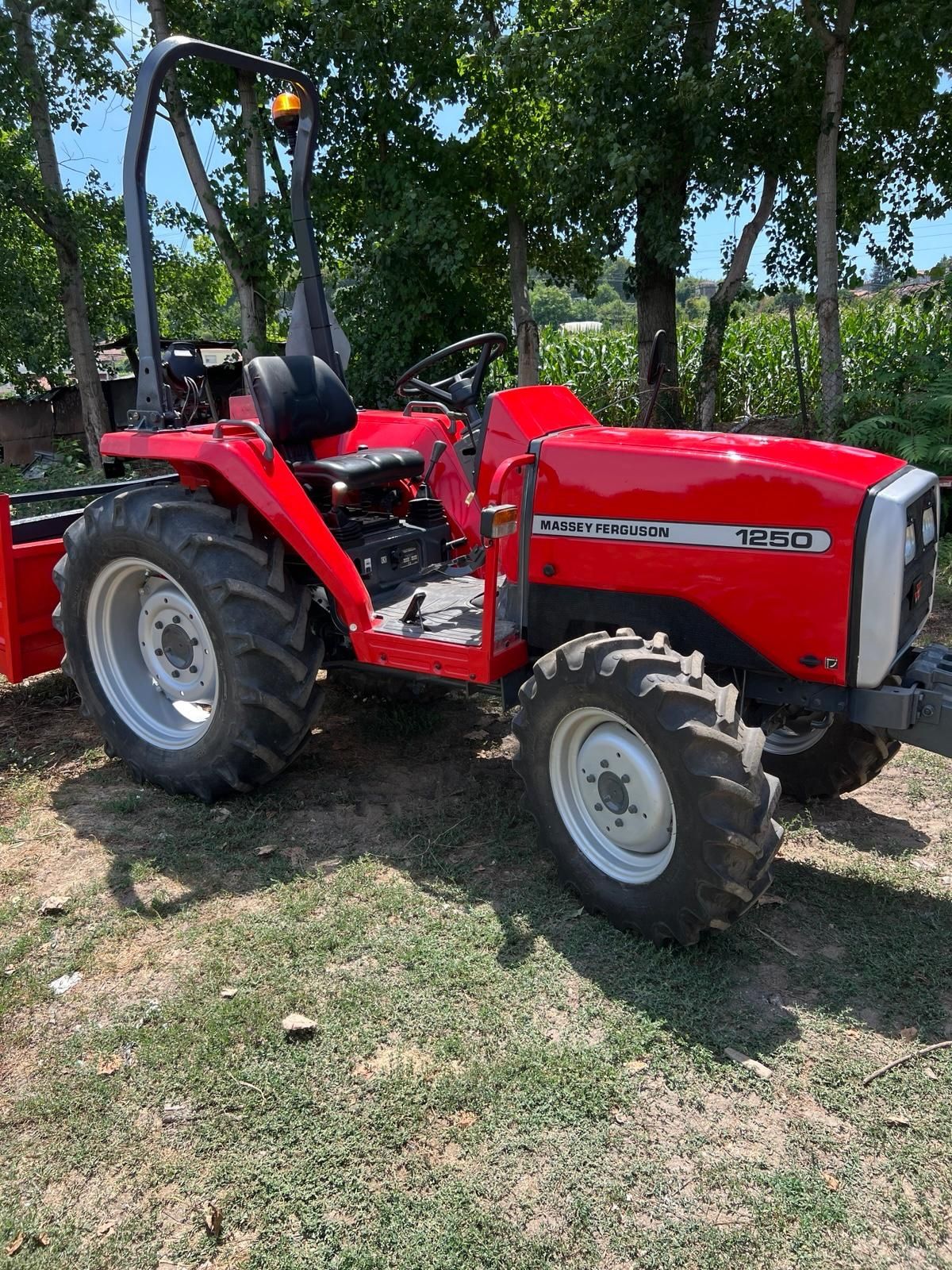 Tractor Massey ferguson 1250