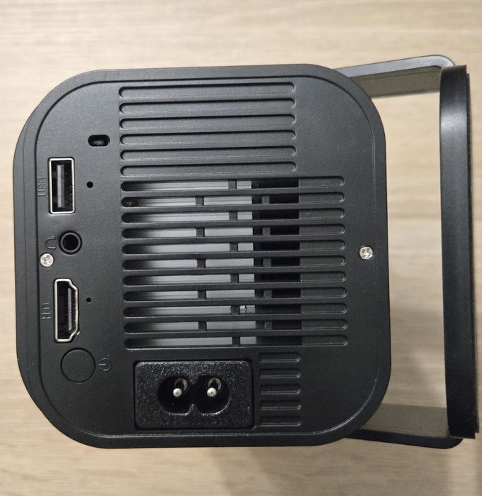 Портативний проєктор