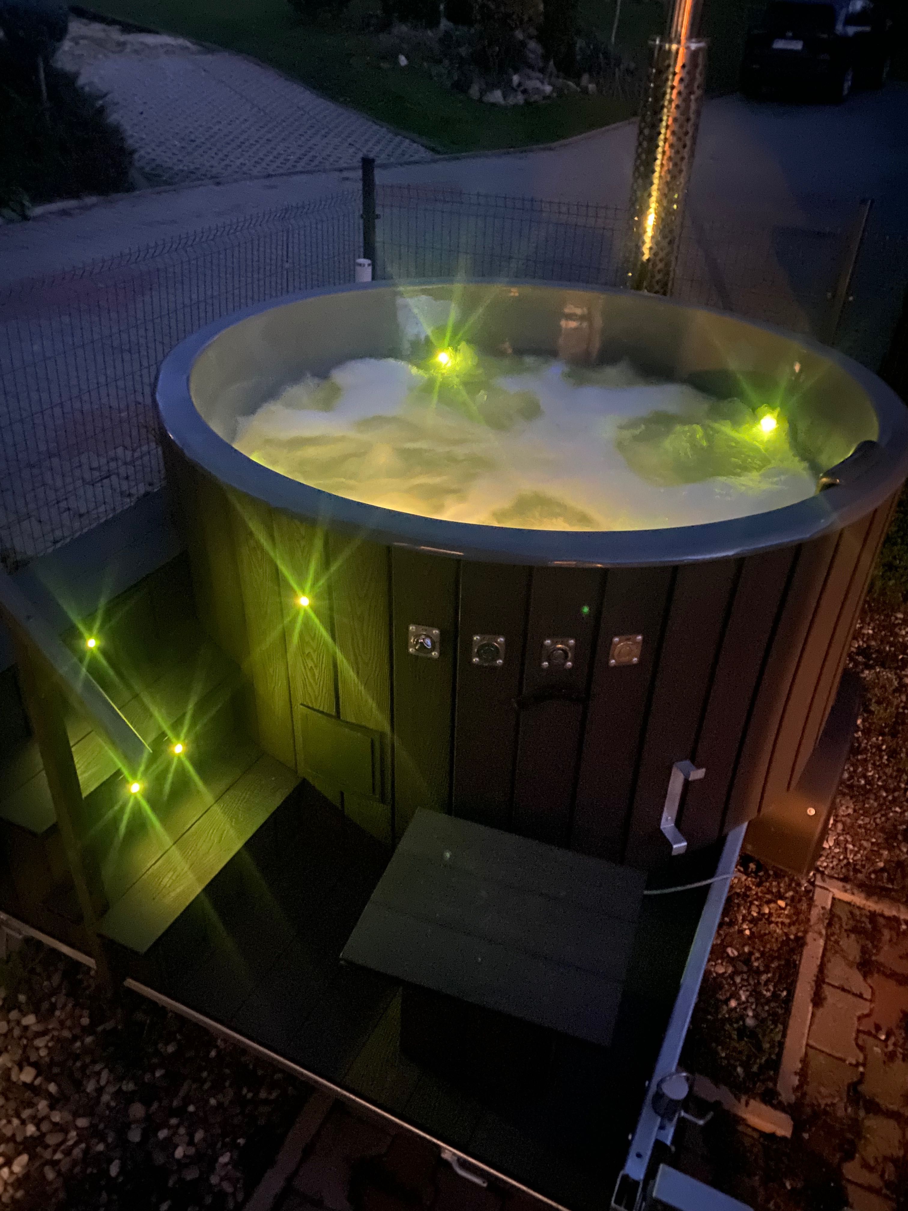 Balia wodna podgrzewane jacuzzi z hydro masażem