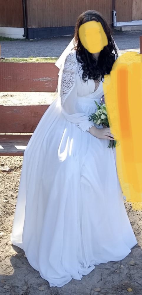 Весільна сукня з фатою 3900 грн