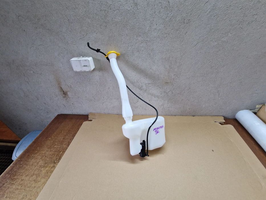 ZBIORNIK SPRYSKIWACZY RENAULT MASTER IV 2024r