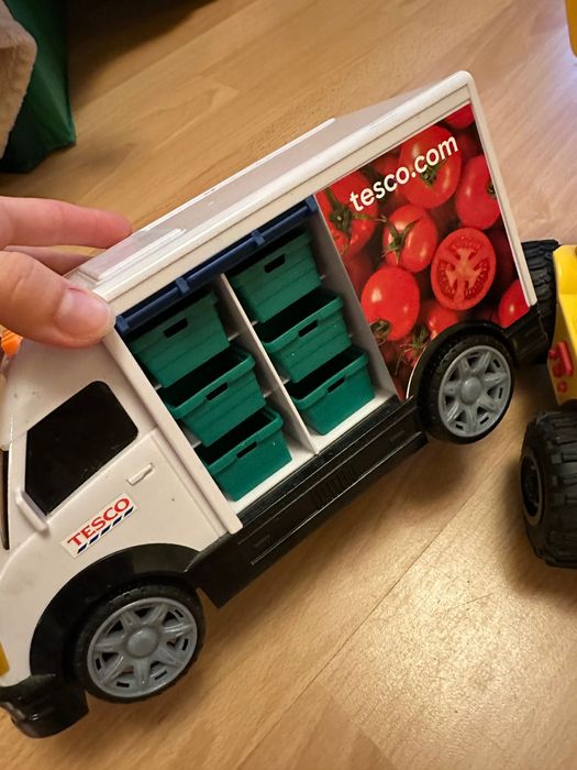 Duży zestaw samochodów bardzo dobry stan