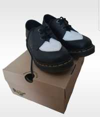 Buty dr.martens oryginalne- amore z sercami