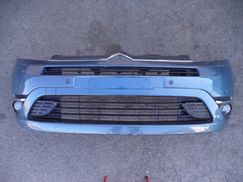 Бампер передній Citroen C4 Grand Picasso з 06-10 р.в.