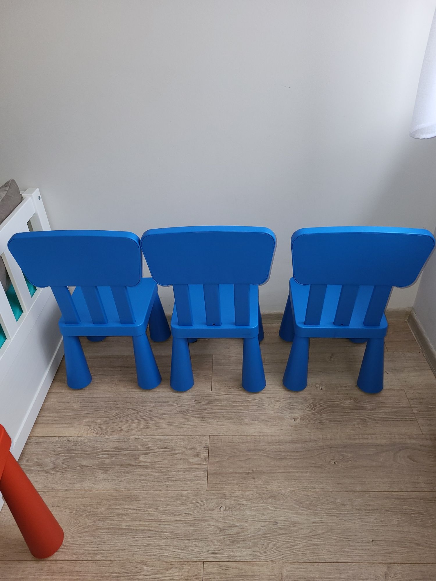 Stolik i 3 krzesła dla dziecka ikea mammut