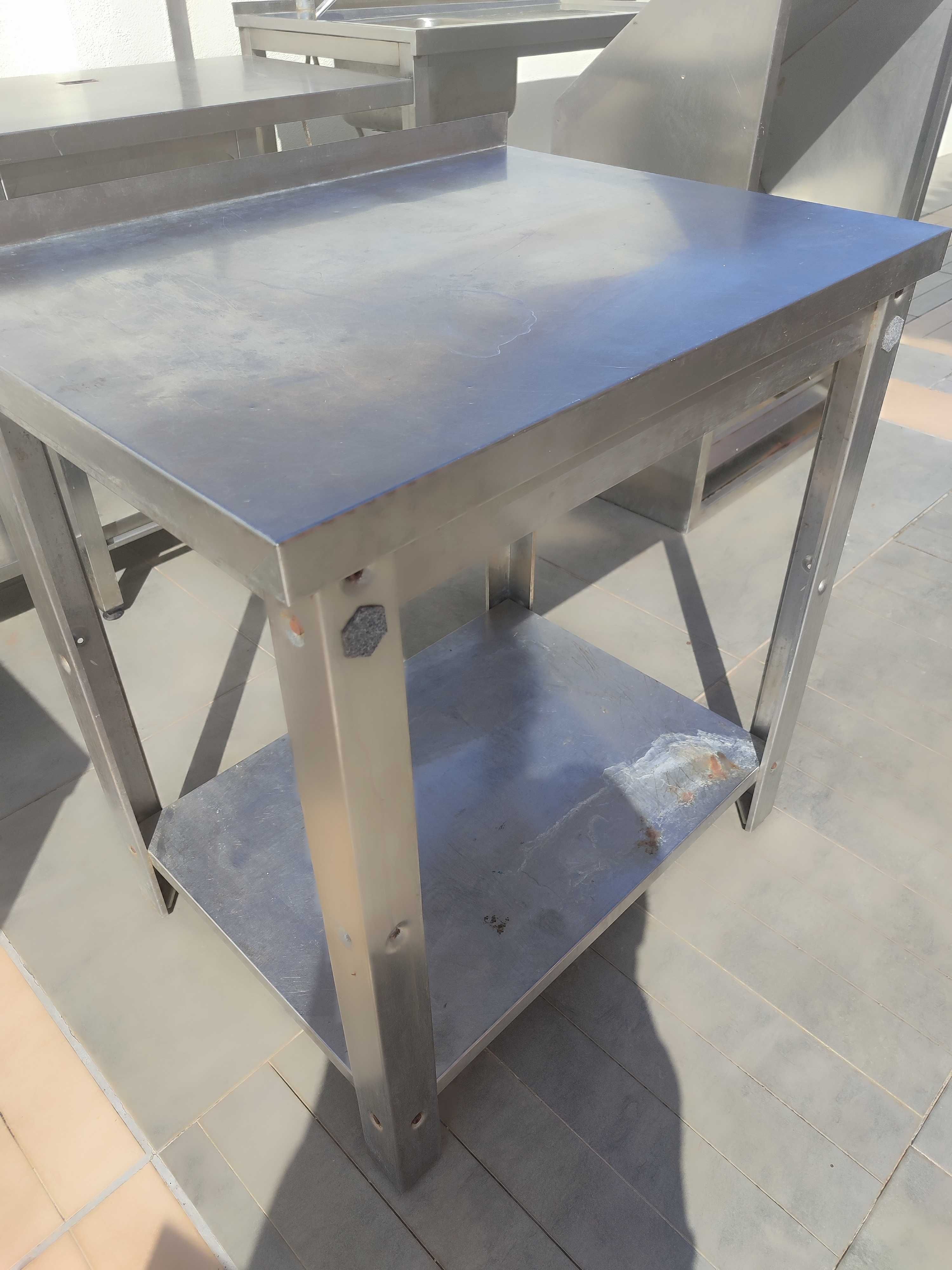 Bancada de inox para café
