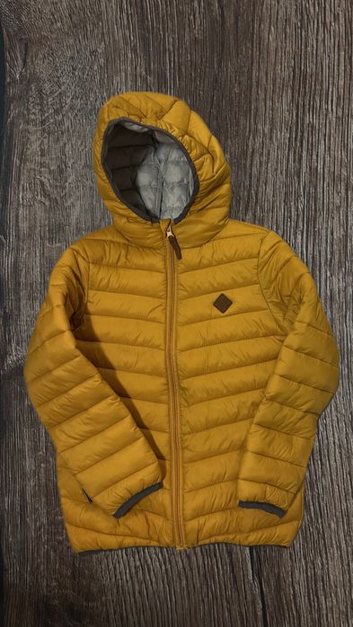 Демісезонна курточка Reserved розмір 128