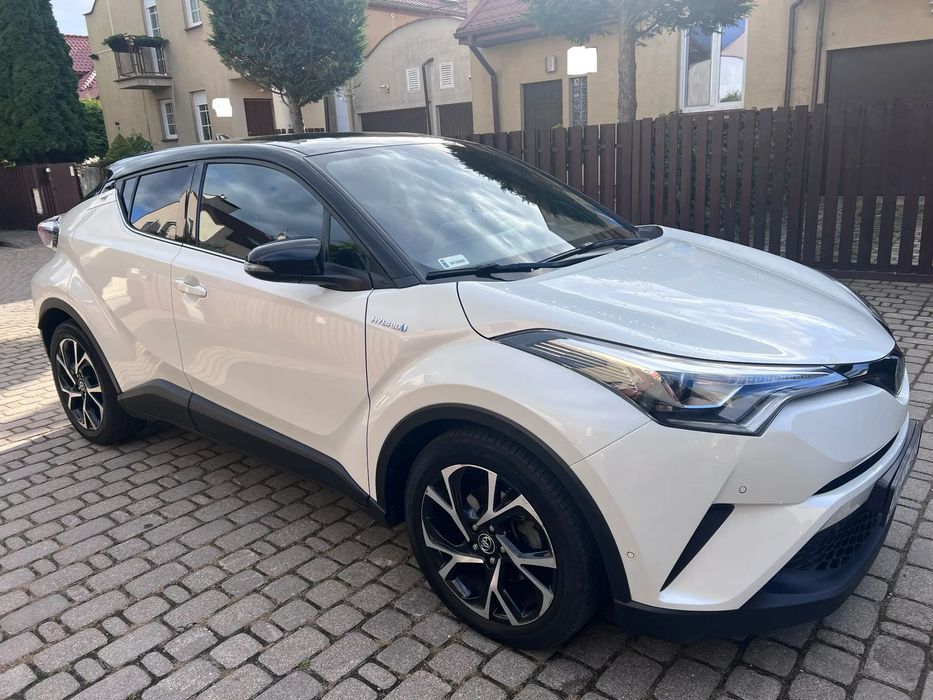 Toyota C-HR TOYOTA C-HR WERSJA 1.8 Hybrid Selection + JBL - Full Opcja