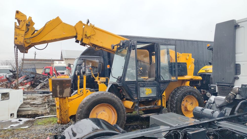 Телескопічний навантажувач   JCB 530 120 Terex Manitou Caterpillar