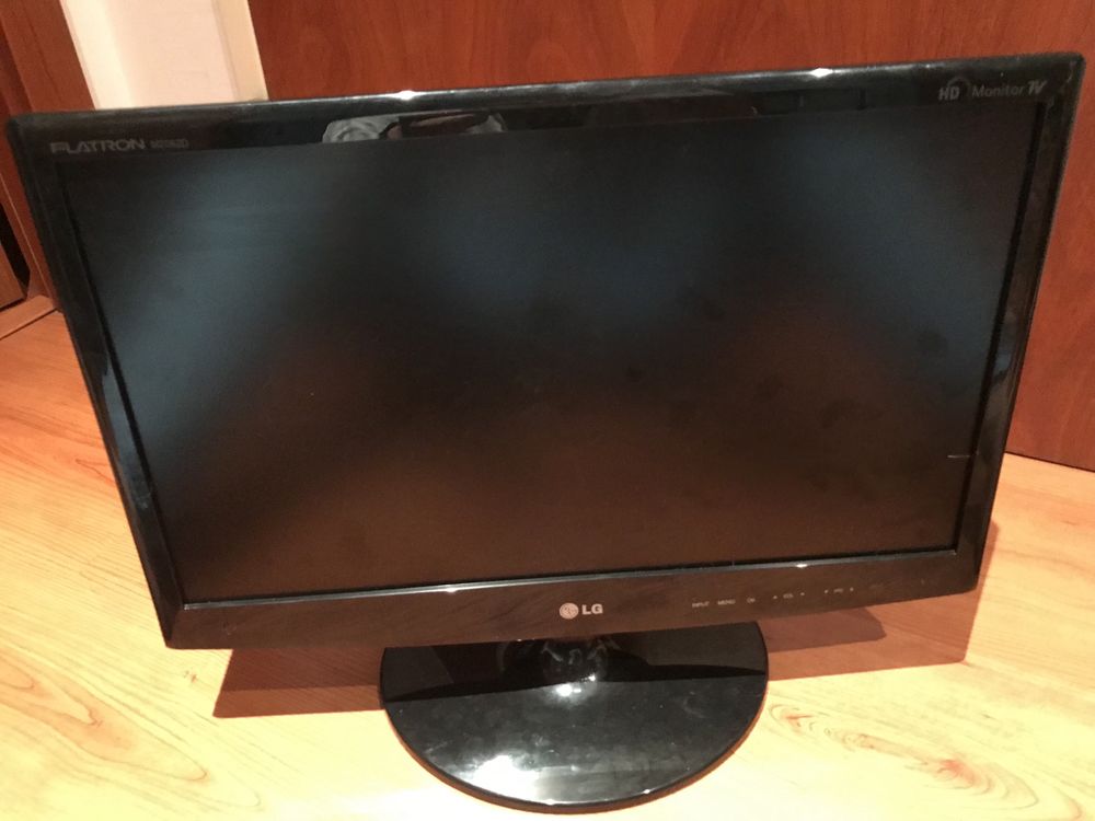 Monitor LG flatron modelo M 2062 DL (para peças)