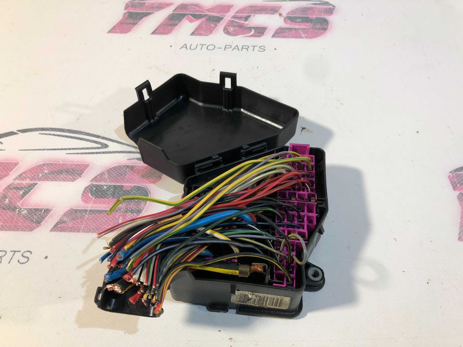 Caixa Fusiveis Interior AUDI A3 8L A4 8E Original