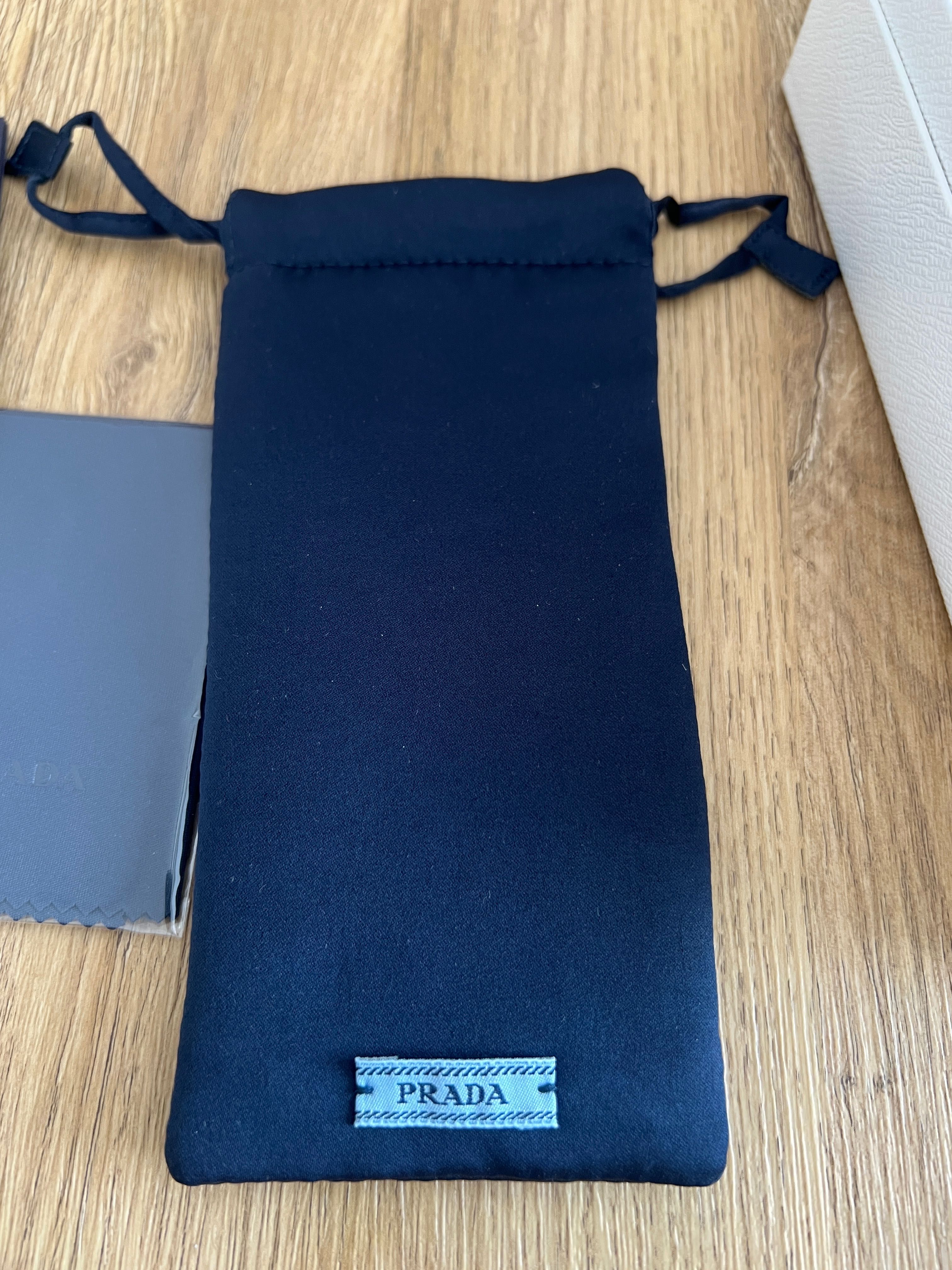 Okulary przeciwsłoneczne Prada