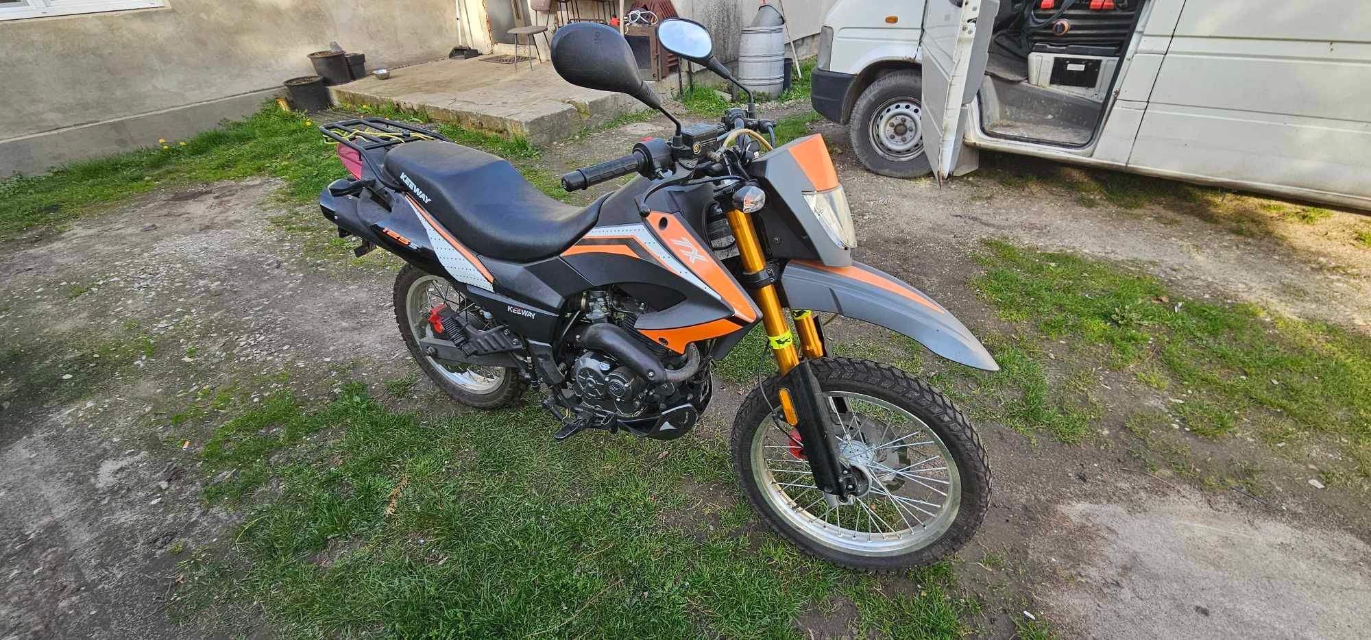 Keeway tx125s 2015