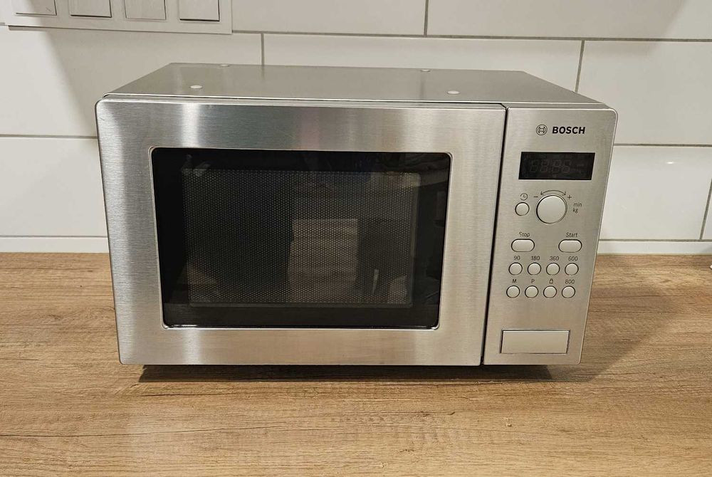 Kuchenka mikrofalowa Bosch HMT75M451 stan idealny stal szlachetna