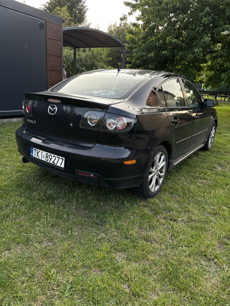 Mazda 3 sedan 2.0, 2007 rok