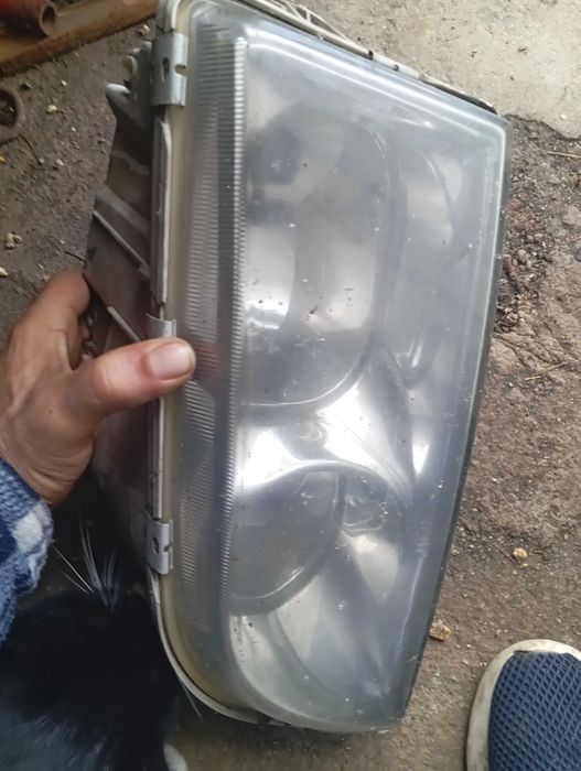 Disponho de algumas peças para a Volvo V40 1.9d