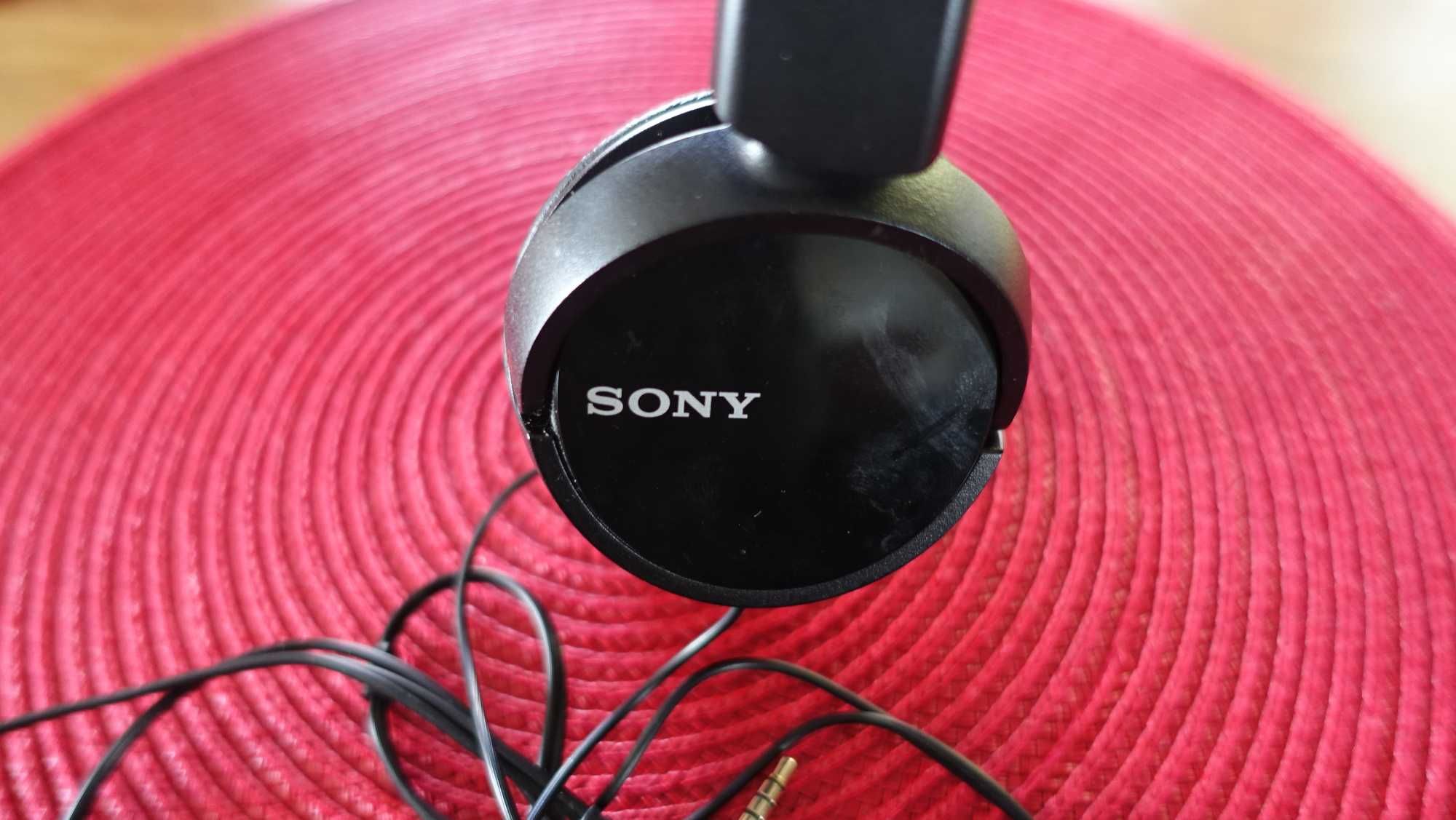 Słuchawki przewodowe Sony MDR-ZX 110, bardzo mało używane.