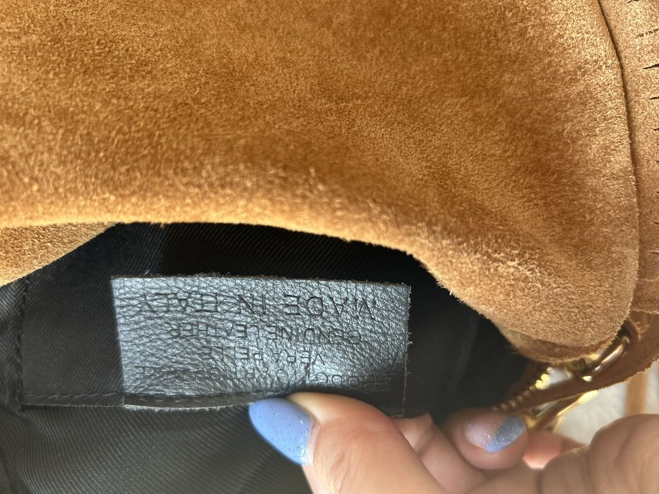 Torebka frędzle ze skóry naturalnej zamszowej kolor camel