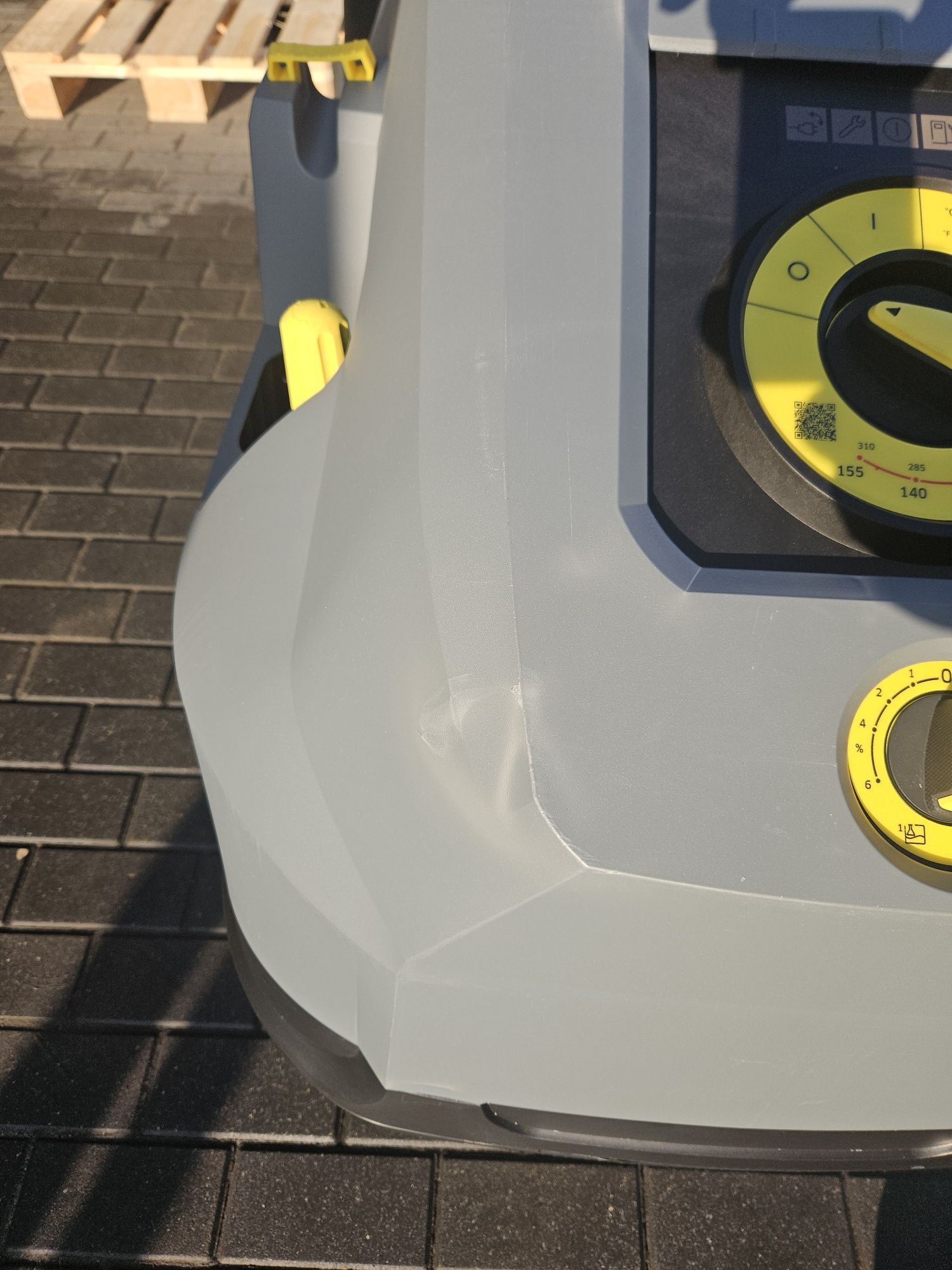 Myjka Karcher HDS 10/21-4M  Nowa z gwarancją!!! Cena 12990 netto.