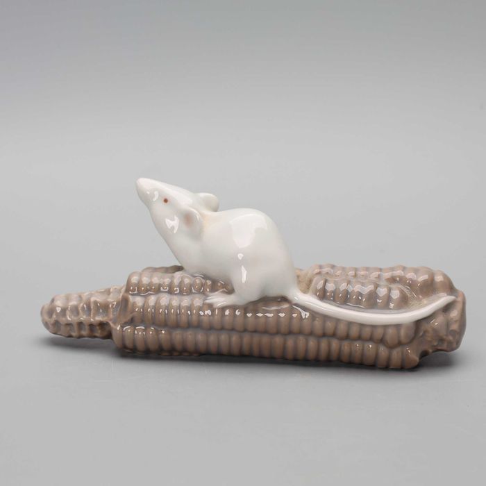 -ARTexpert- figurka Royal Copenhagen mysz