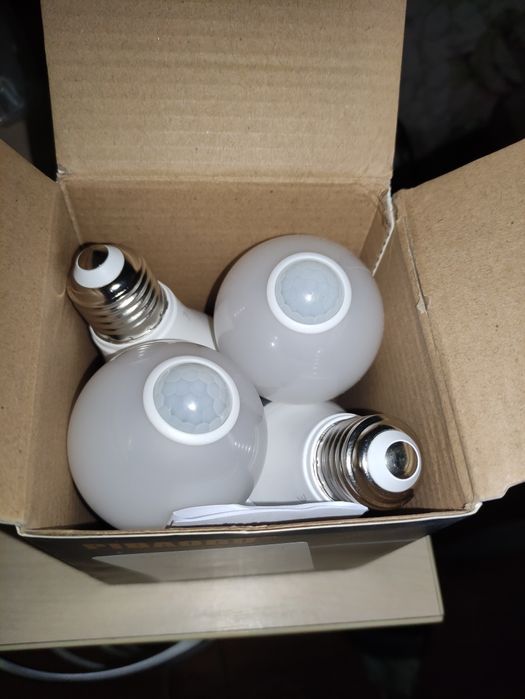 Led lampa 6w Е27 С датчиком движения в комплекте 4шт