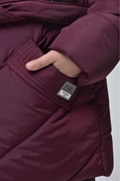 Зимова куртка для дівчинки з поясом