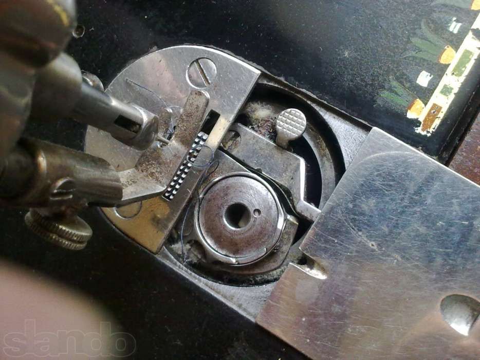 Швейная машинка SINGER