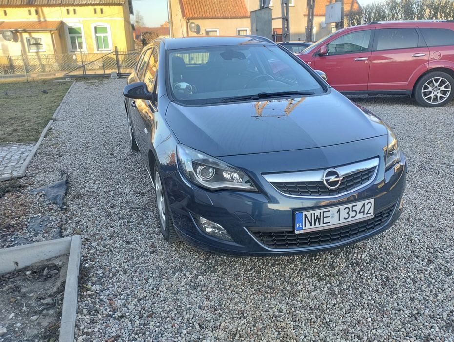 Opel Astra J OPC line kombi