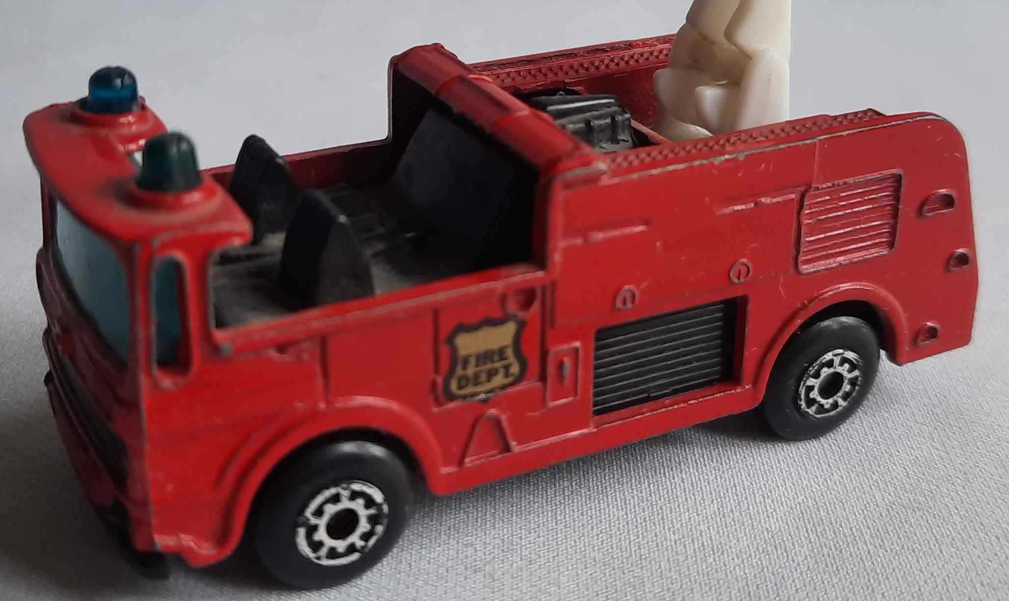 Straż Pożarna MATCHBOX Wóz Strażacki Snorkel Vintage 1981