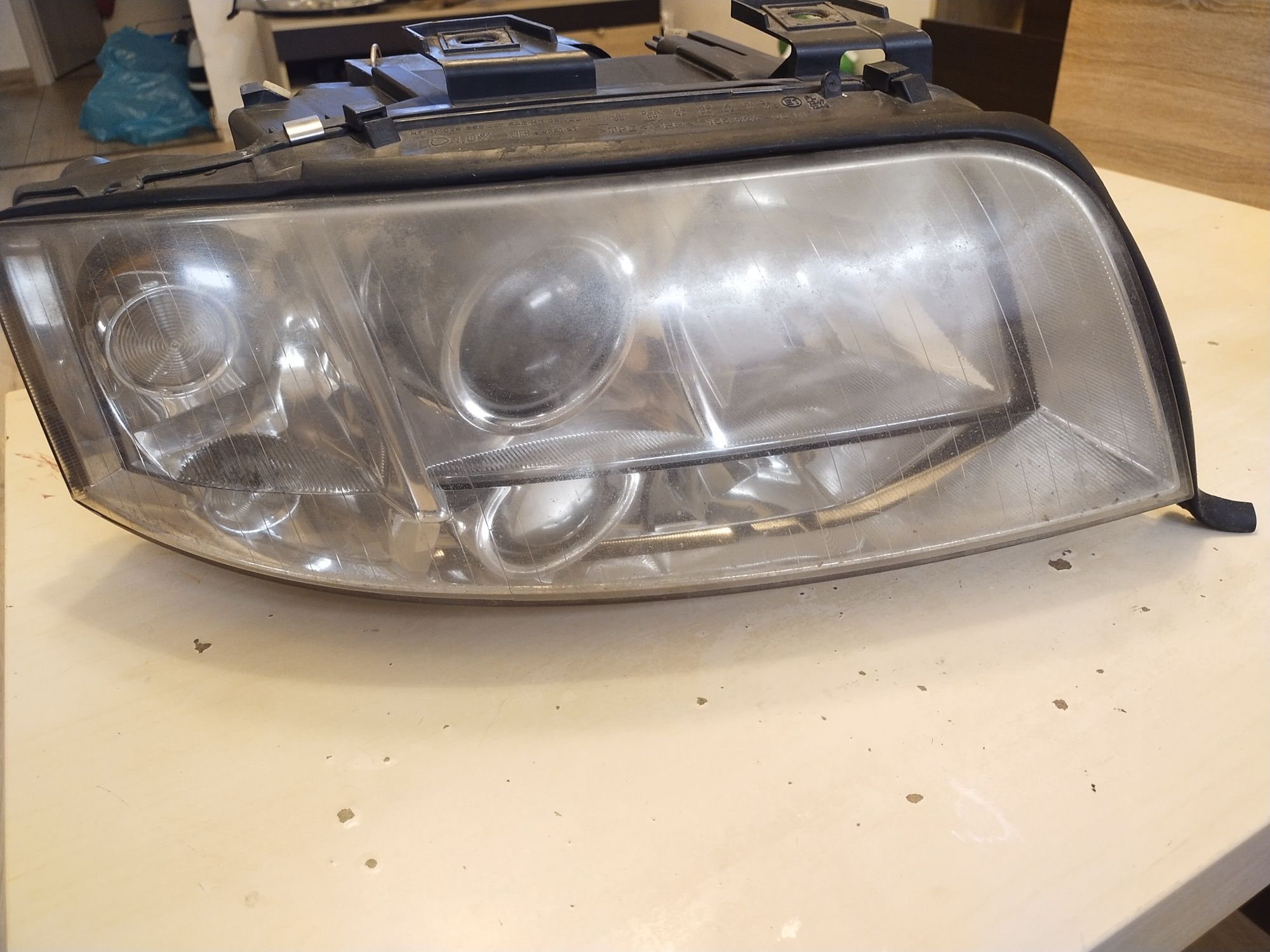 Używane Lampy Audi A6 c5